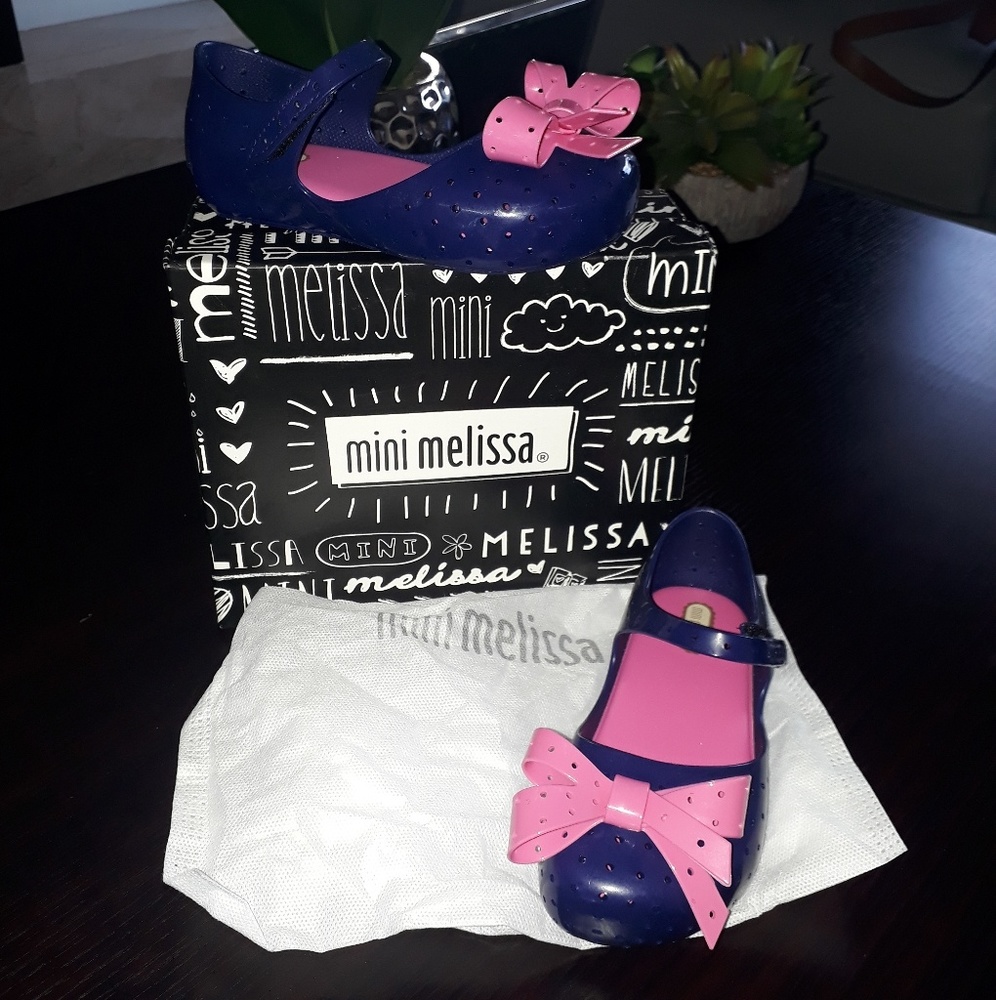 😍 Mini Melissa